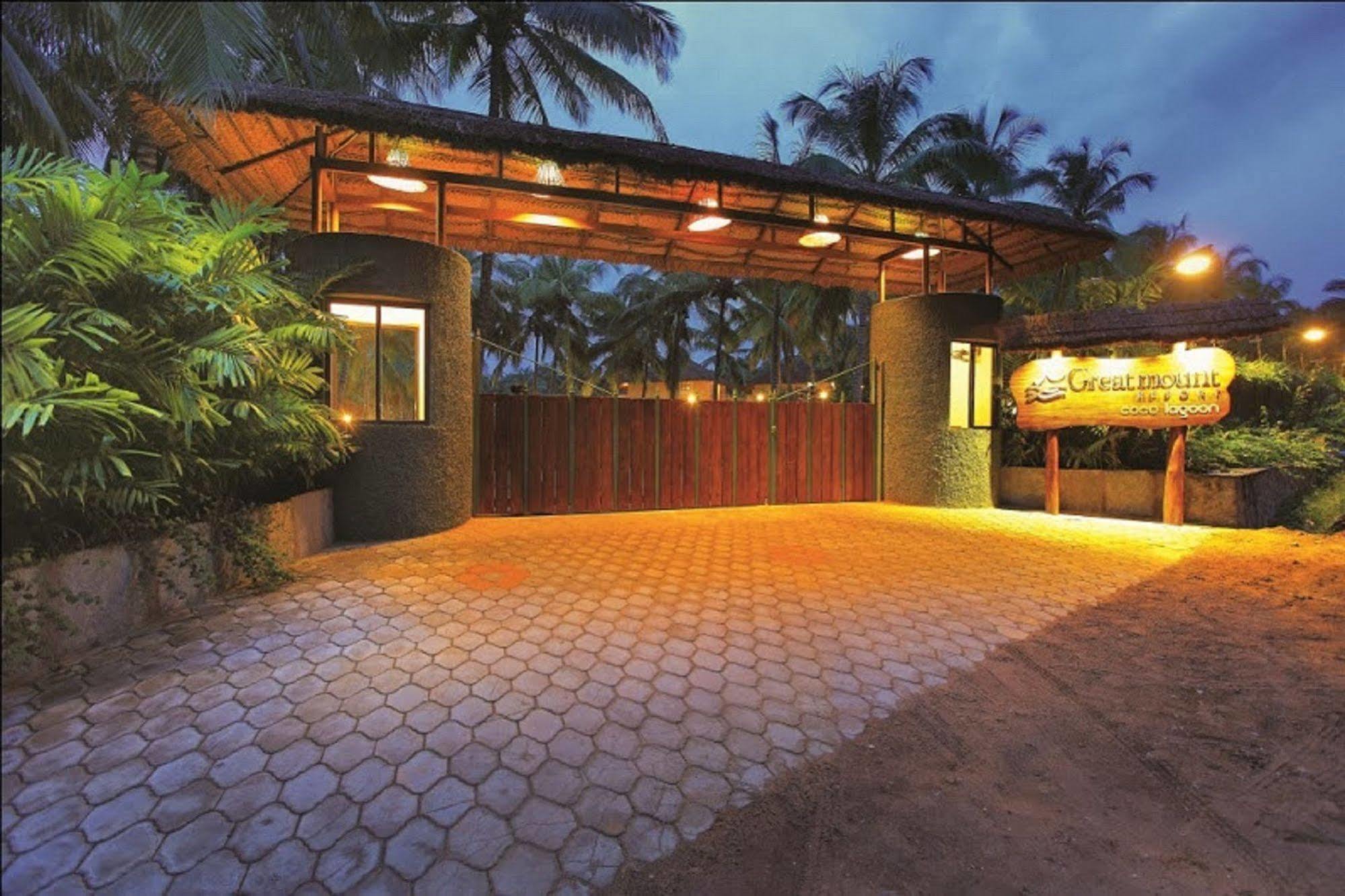 Coco Lagoon By Great Mount Pollāchi Extérieur photo
