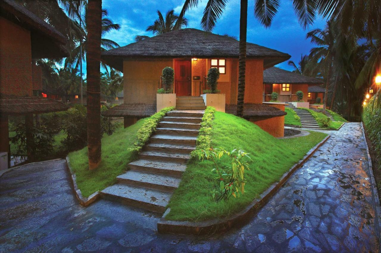 Coco Lagoon By Great Mount Pollāchi Extérieur photo